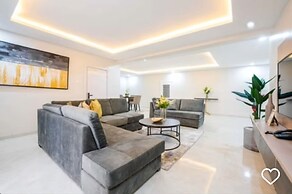 Sapphire Heights Apartments