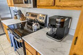 Cozy 3BR Family Home With Patio BBQ Grill Close to Casinos and Shops