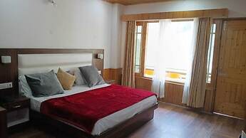 Tirthan Villa Resort