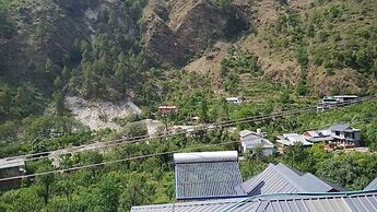 Tirthan Villa Resort