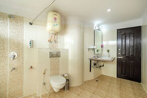 Hotel CK International By Pax Hotels