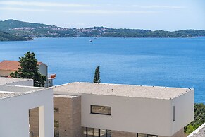 Soline Rocks Resort