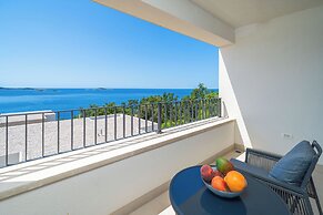 Soline Rocks Resort