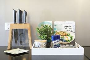 City Skyline Escape Office Parking