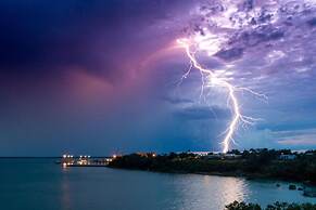 City Skyline Escape Office Parking