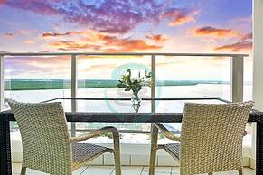 The Lava Lounge Panoramic Rooftop Holiday Retreat