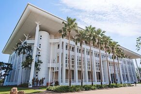 The Lava Lounge Panoramic Rooftop Holiday Retreat
