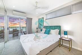 The Lava Lounge Panoramic Rooftop Holiday Retreat