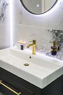 Alexandra's Unique Apartment