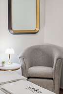 Alexandra's Unique Apartment