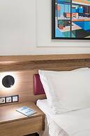 Alexandra's Unique Apartment