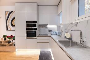 Alexandra's Unique Apartment