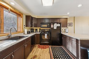 Straight Brook 5d - Adirondack-style Townhome 2 Bedroom Townhouse