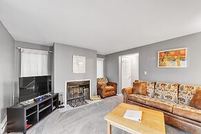 Powder Pass 11j - Cozy End Unit Retreat 3 Bedroom Townhouse