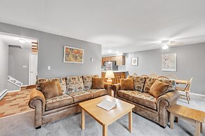 Powder Pass 11j - Cozy End Unit Retreat 3 Bedroom Townhouse