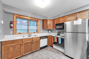 Powder Pass 11j - Cozy End Unit Retreat 3 Bedroom Townhouse