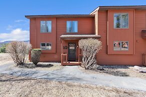 Upper Sleighride 25l - Wrap-around Deck End Unit 3 Bedroom Townhouse