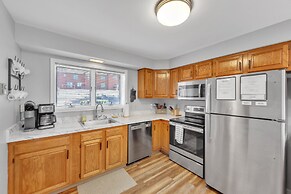 Upper Sleighride 25l - Wrap-around Deck End Unit 3 Bedroom Townhouse