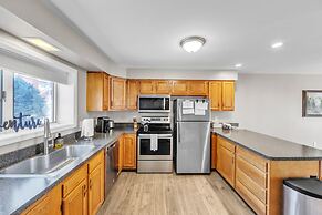 Fox Lair 29l - Cozy End Unit With Mountain Views 2 Bedroom Townhouse