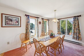 Pete Gay 11d - Spacious & Family-friendly Getaway 3 Bedroom Townhouse