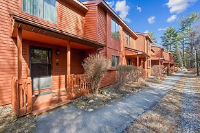 Pete Gay 11d - Spacious & Family-friendly Getaway 3 Bedroom Townhouse