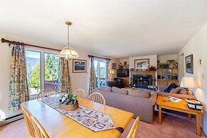 Pete Gay 11d - Spacious & Family-friendly Getaway 3 Bedroom Townhouse