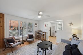 Sleeping Bear Cozy Corner End Unit 1 Bedroom Townhouse