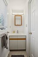 Sleeping Bear Cozy Corner End Unit 1 Bedroom Townhouse