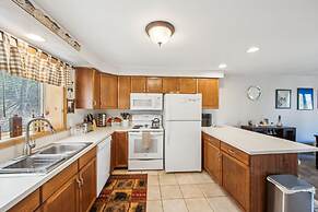 46er 15e - Stylish & Comfortable Mountain Retreat 2 Bedroom Townhouse
