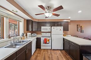 Hawkeye 21e - Spacious Townhome For Families 2 Bedroom Townhouse