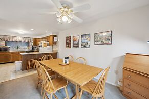 Chatiemac 42F - Quiet & Cozy 3-Bedroom Retreat 3 Townhouse