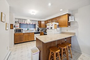 Chatiemac 42F - Quiet & Cozy 3-Bedroom Retreat 3 Townhouse