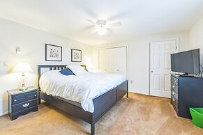 Santanoni 60h - Renovated Townhome With Privacy 2 Bedroom Townhouse