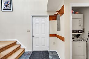 Santanoni 60h - Renovated Townhome With Privacy 2 Bedroom Townhouse