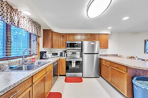 Pine Knot 62h - Retreat With Private Play Area 3 Bedroom Townhouse