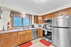 Pine Knot 62h - Retreat With Private Play Area 3 Bedroom Townhouse