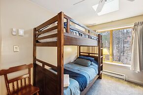 Twister 68i - Mountain Retreat With Stunning Views 3 Bedroom Townhouse