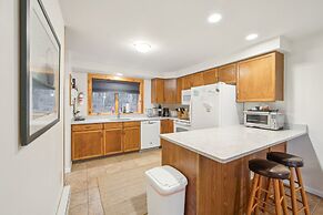 Tahawus 74i - A Cozy Adirondack Retreat 2 Bedroom Townhouse