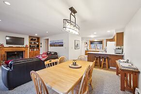 Tahawus 74i - A Cozy Adirondack Retreat 2 Bedroom Townhouse