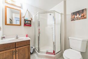 Hudson 76i - A Stylish Mountain Retreat 2 Bedroom Townhouse