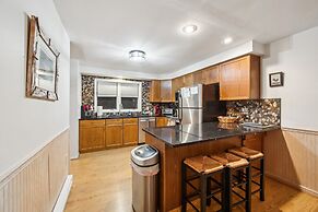 Hudson 76i - A Stylish Mountain Retreat 2 Bedroom Townhouse