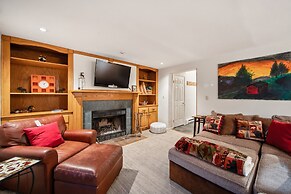 Hudson 76i - A Stylish Mountain Retreat 2 Bedroom Townhouse