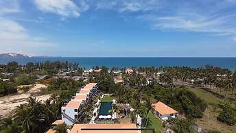 CHARM HON ROM VILLAS by SAZI