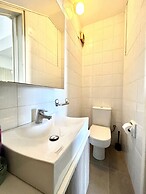 93 KAP - Stay Almyra House