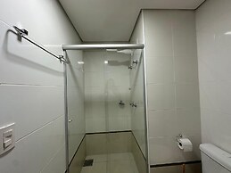 iFlat Brookfield Towers BT3004