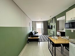 iFlat Brookfield Towers BT3004