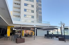 iFlat Brookfield Towers BT3004