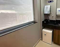 iFlat Brookfield Towers BT3004