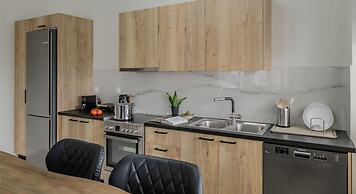 Jaax Apartment Airport by Airstay