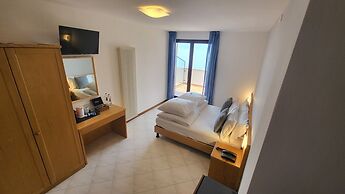 Villa Josefine Fron Lake - Adults Only